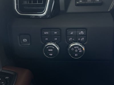 2026 GMC Sierra 3500 HD Denali Ultimate DRW