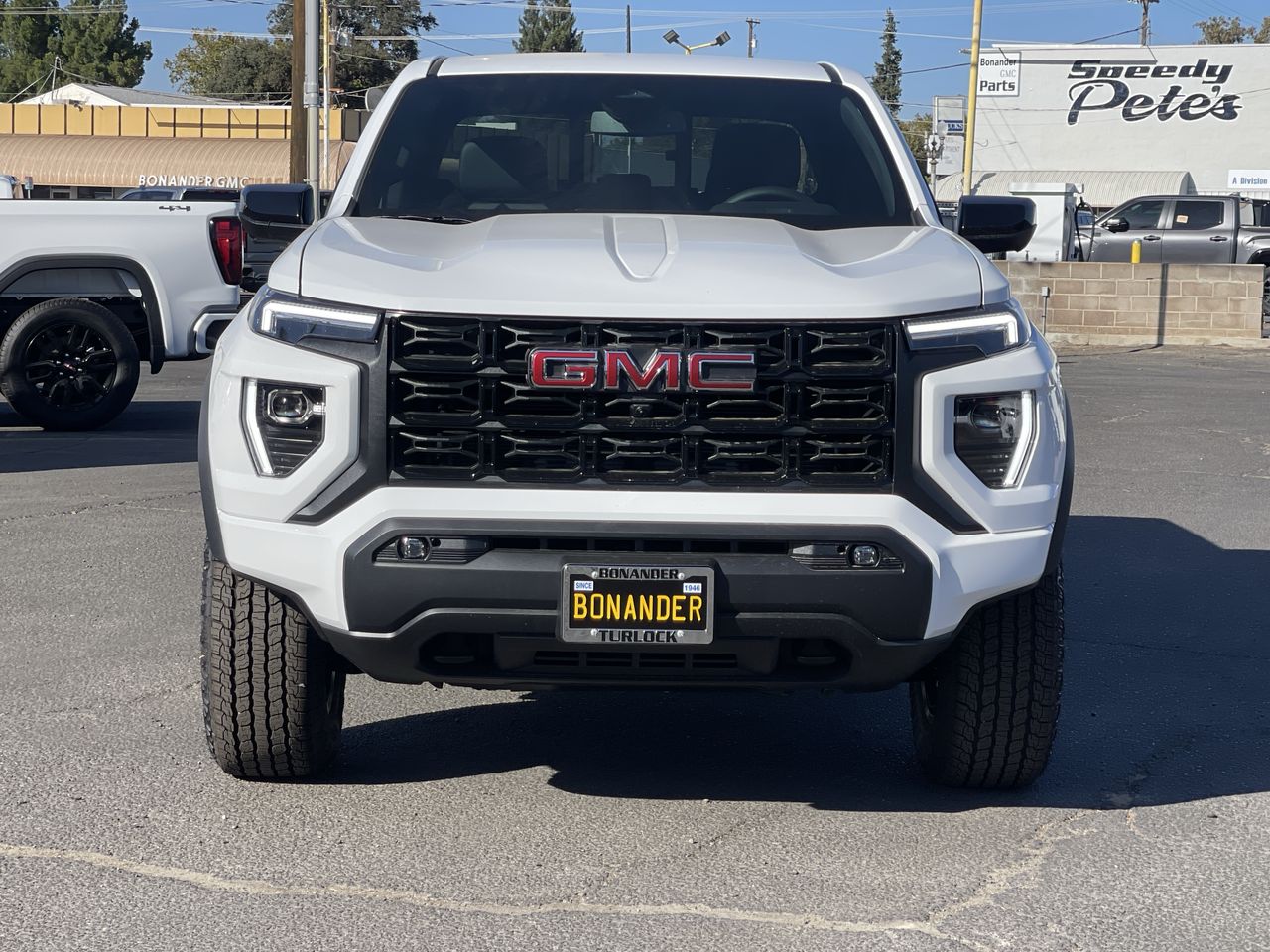 2026 GMC Canyon Elevation