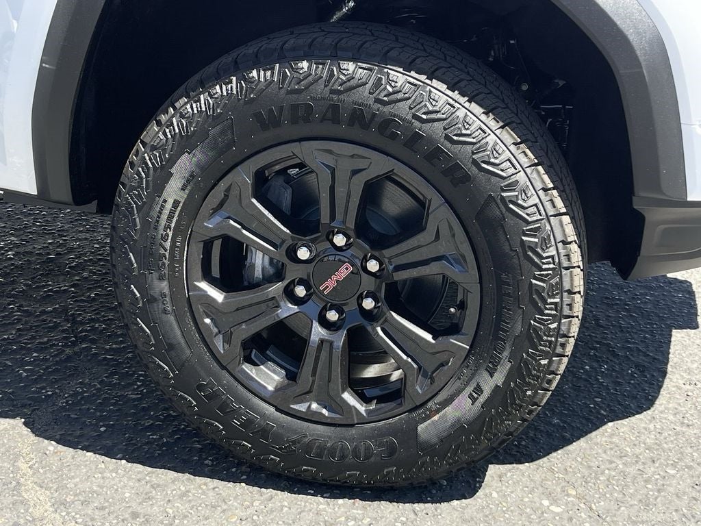 2025 GMC Canyon Elevation