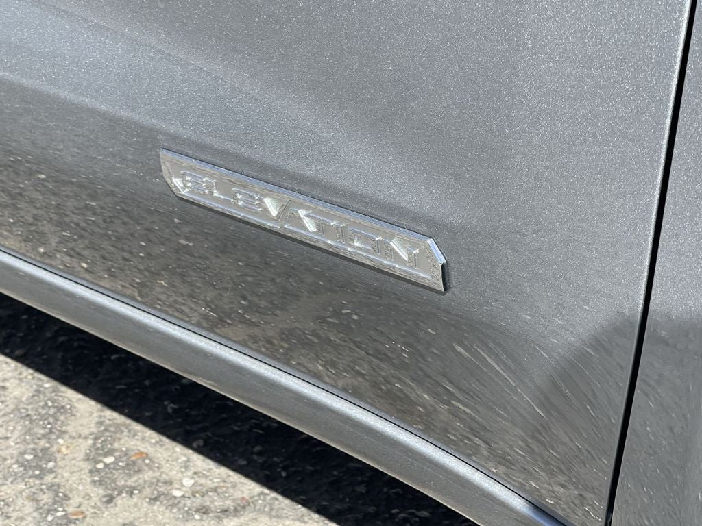 2025 GMC Sierra 1500 Elevation