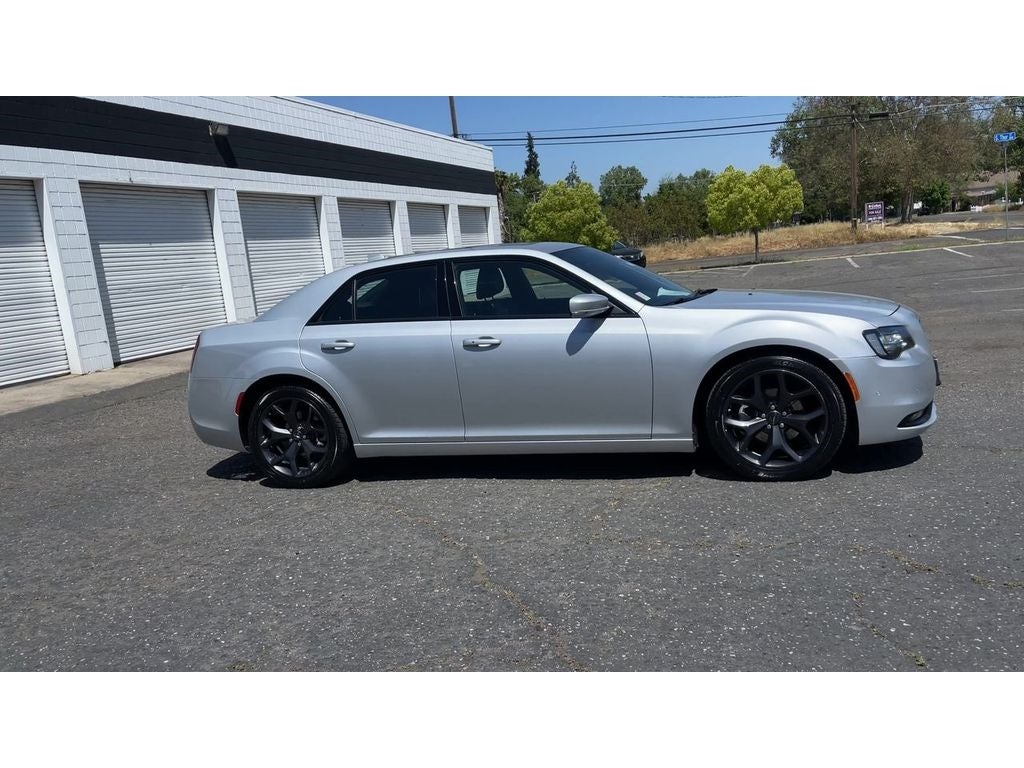 2023 Chrysler 300 300S