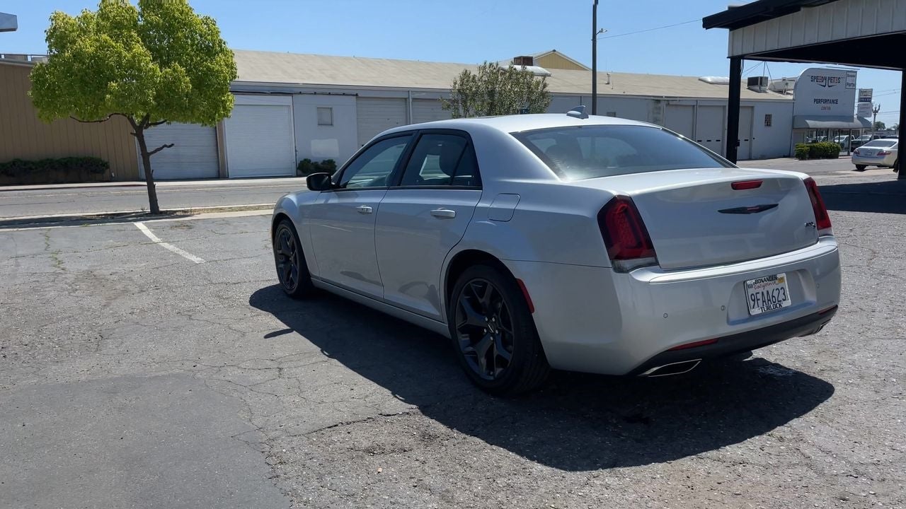 2023 Chrysler 300 300S