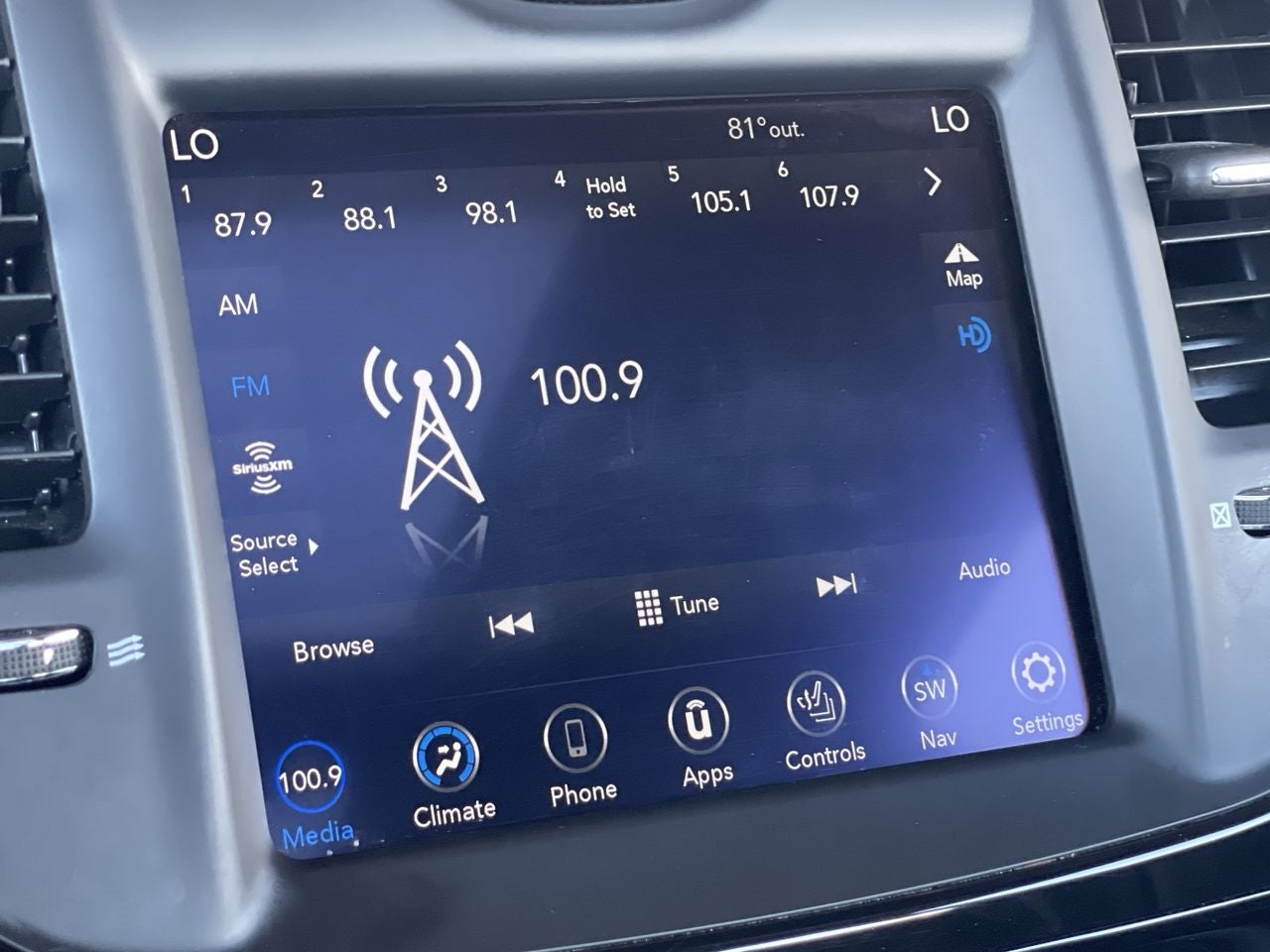 2023 Chrysler 300 300S