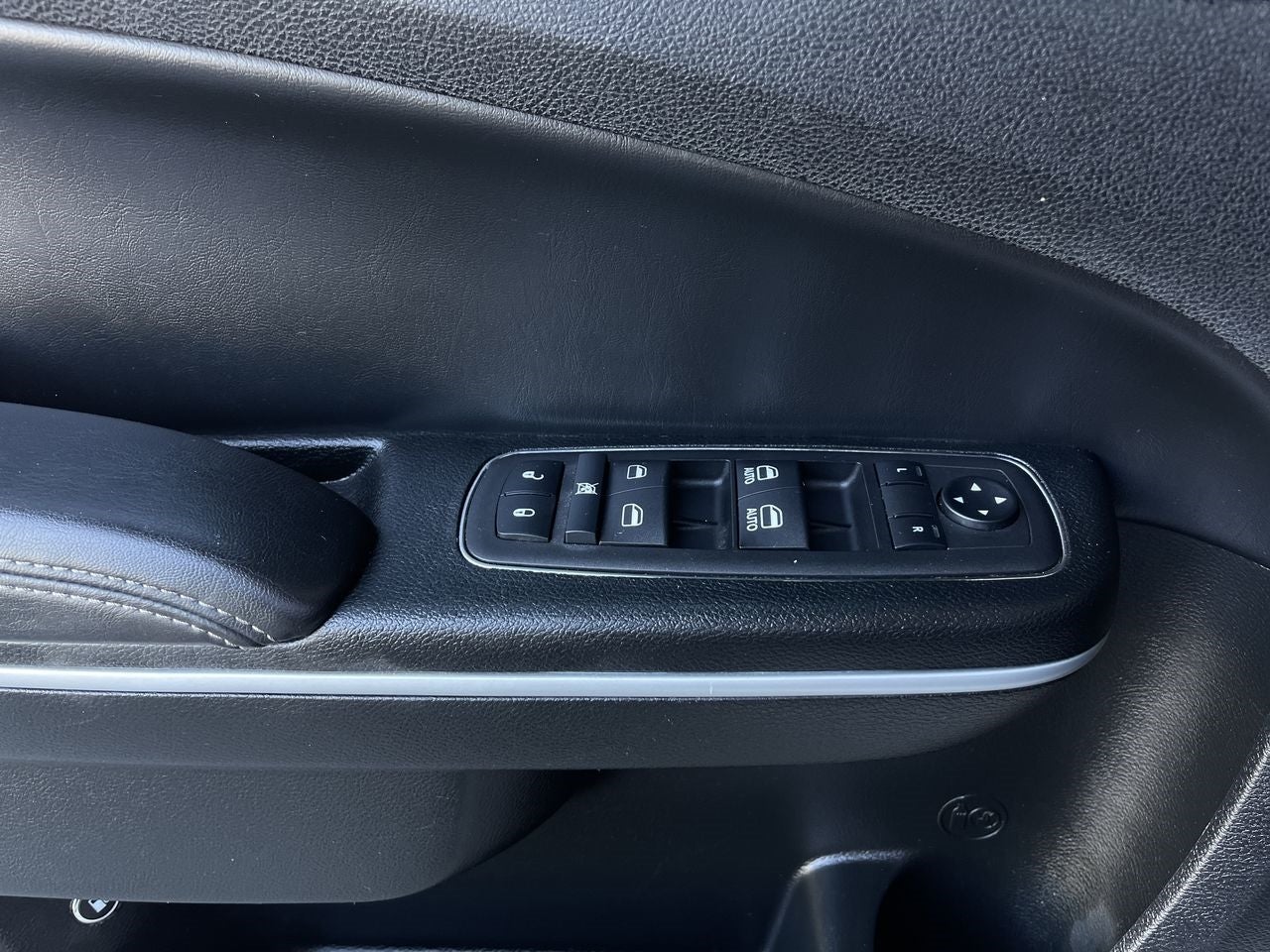 2023 Chrysler 300 300S