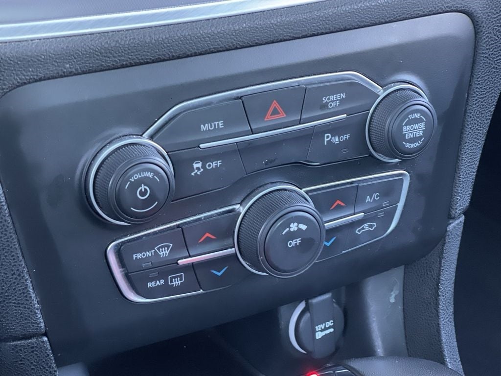 2022 Dodge Charger SXT