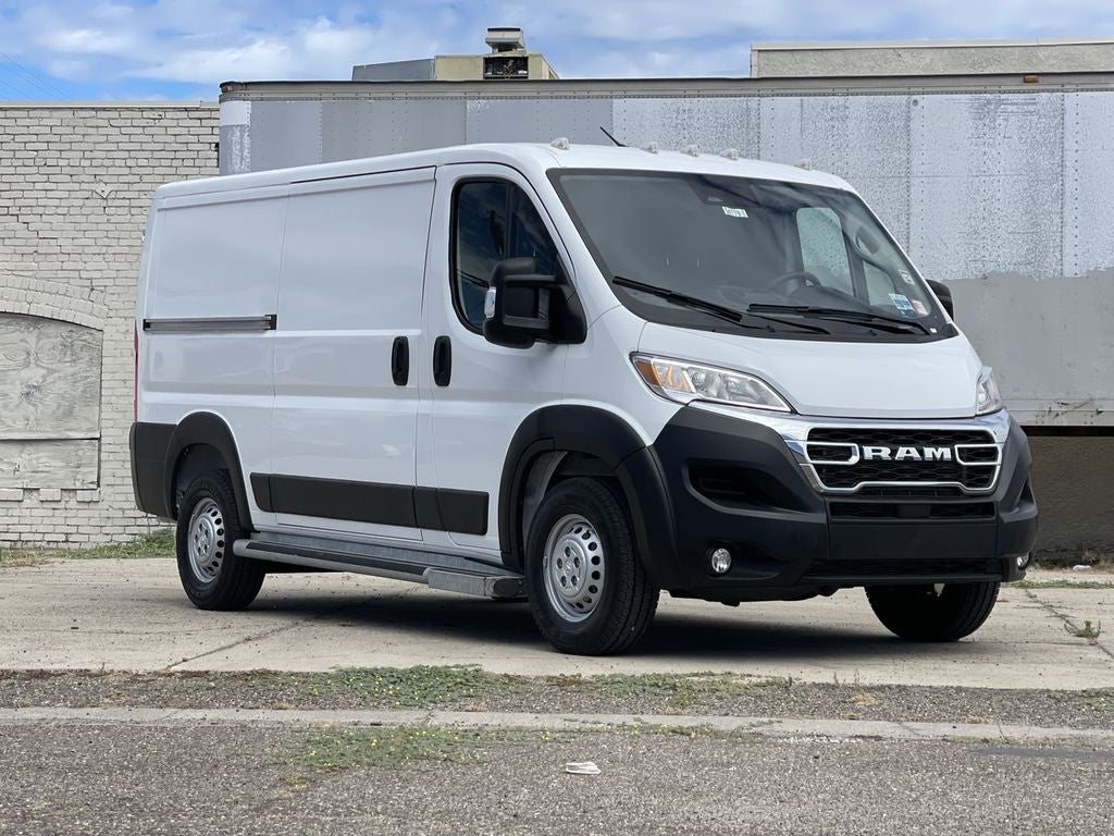 2025 RAM ProMaster 2500 Cargo Van Tradesman Low Roof 136" WB w/Pass Seat