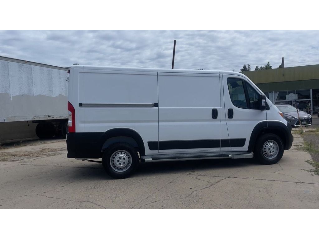 2025 RAM ProMaster 2500 Cargo Van Tradesman Low Roof 136" WB w/Pass Seat
