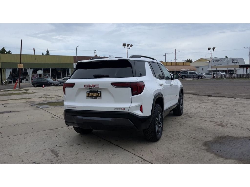 2026 GMC Terrain AT4