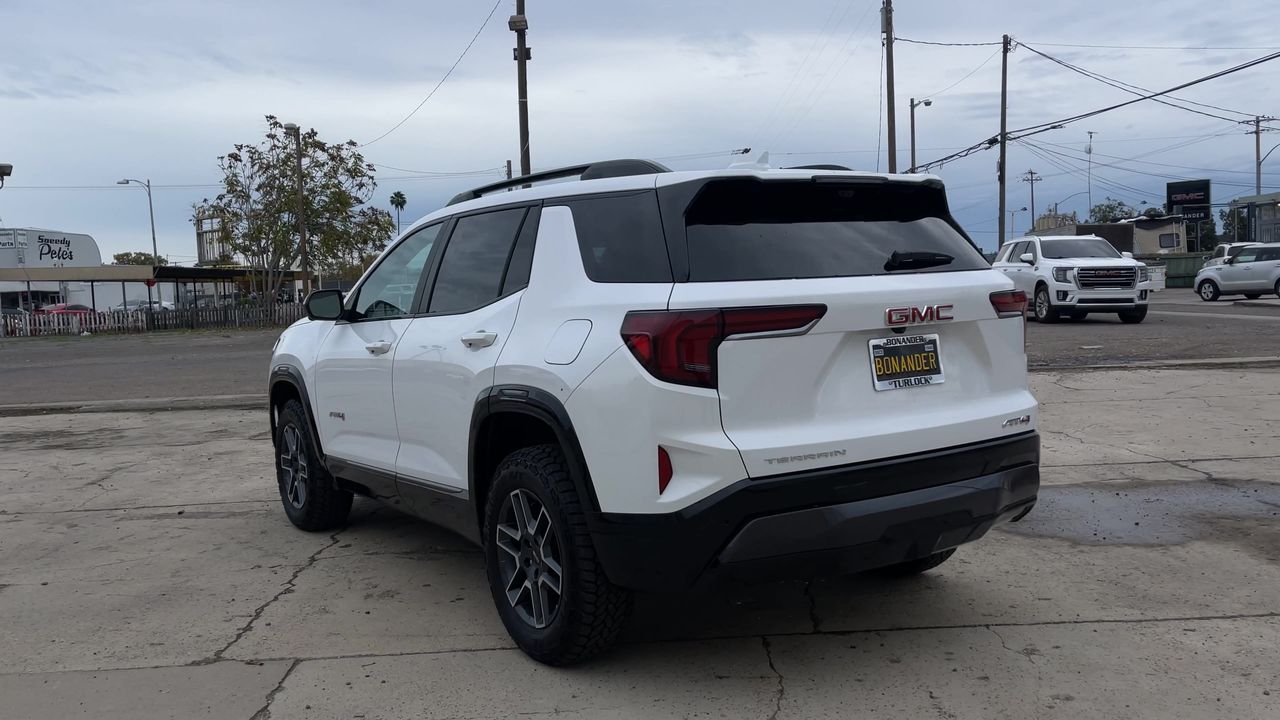 2026 GMC Terrain AT4