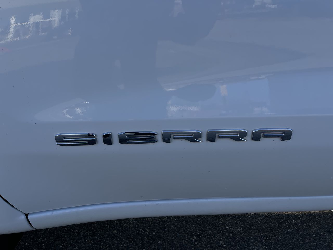 2023 GMC Sierra 1500 SLE