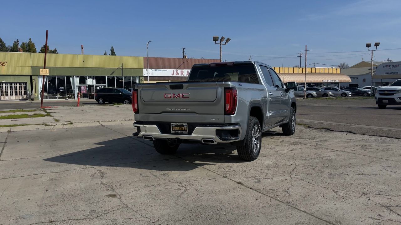 2026 GMC Sierra 1500 SLT