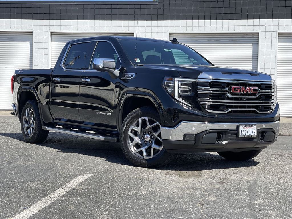 2023 GMC Sierra 1500 SLT