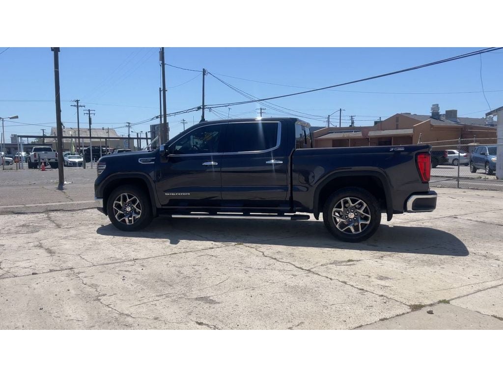 2023 GMC Sierra 1500 SLT