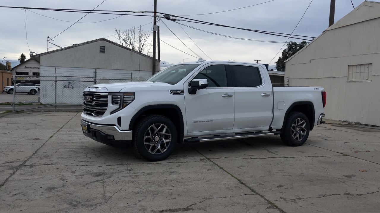 2026 GMC Sierra 1500 SLT