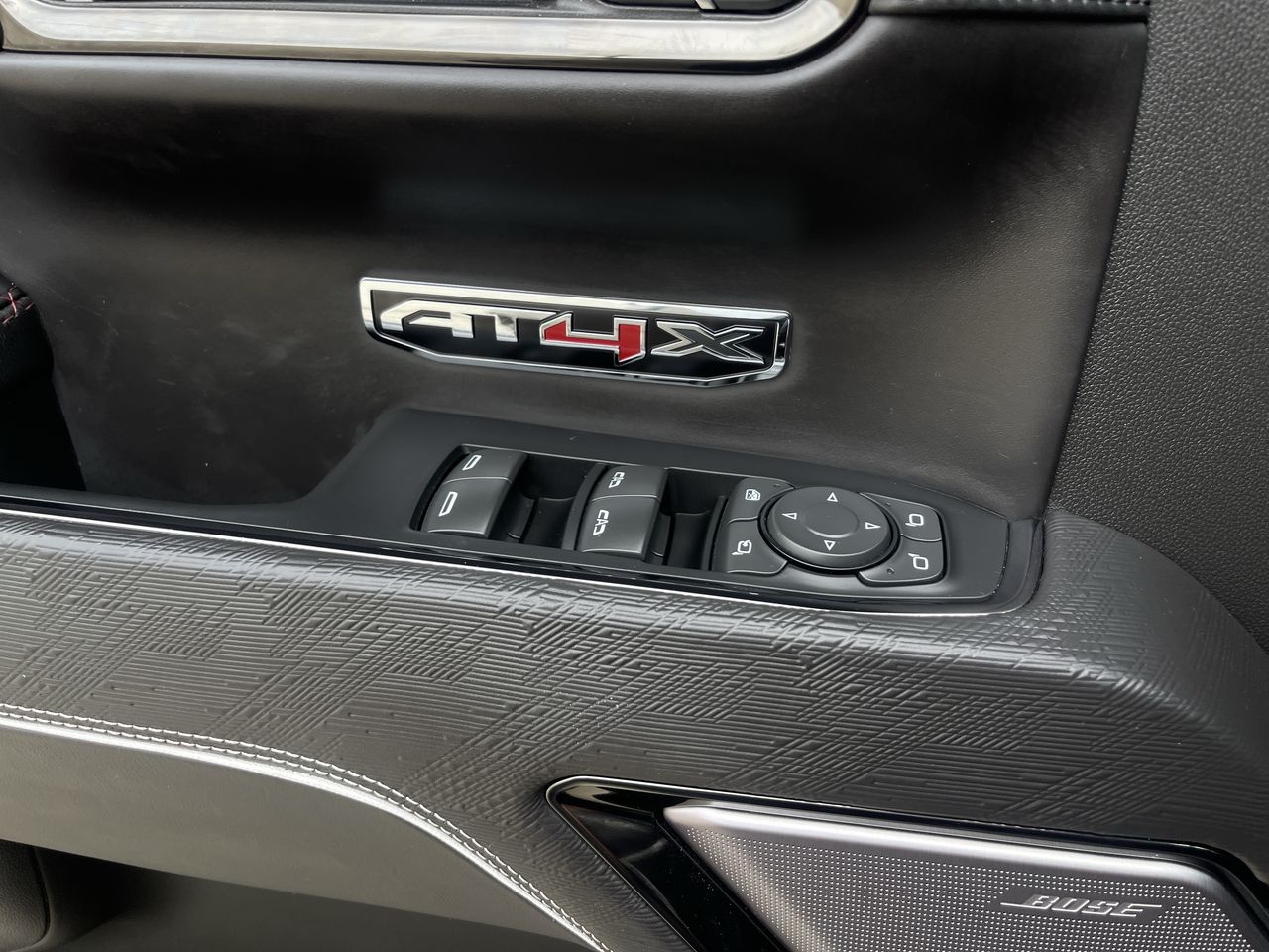 2022 GMC Sierra 1500 AT4X