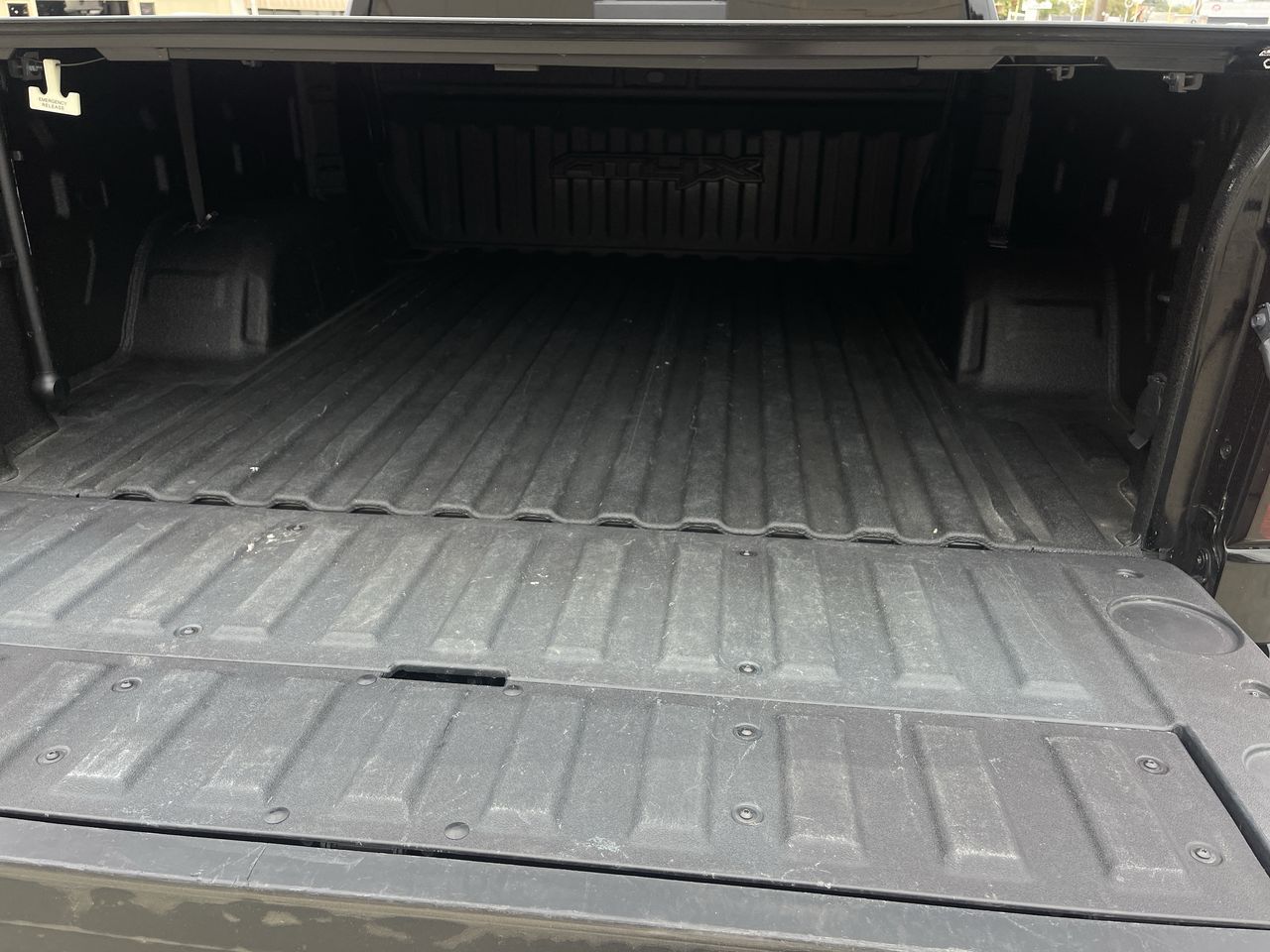 2022 GMC Sierra 1500 AT4X