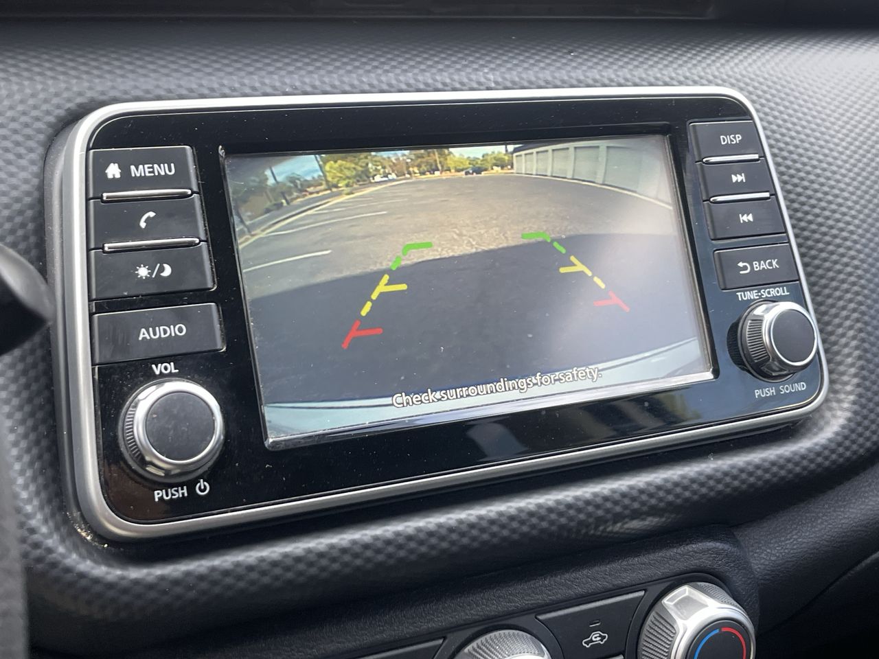 2023 Nissan Kicks S Xtronic CVT