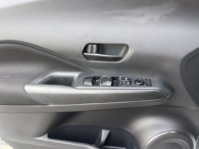 2023 Nissan Kicks S Xtronic CVT