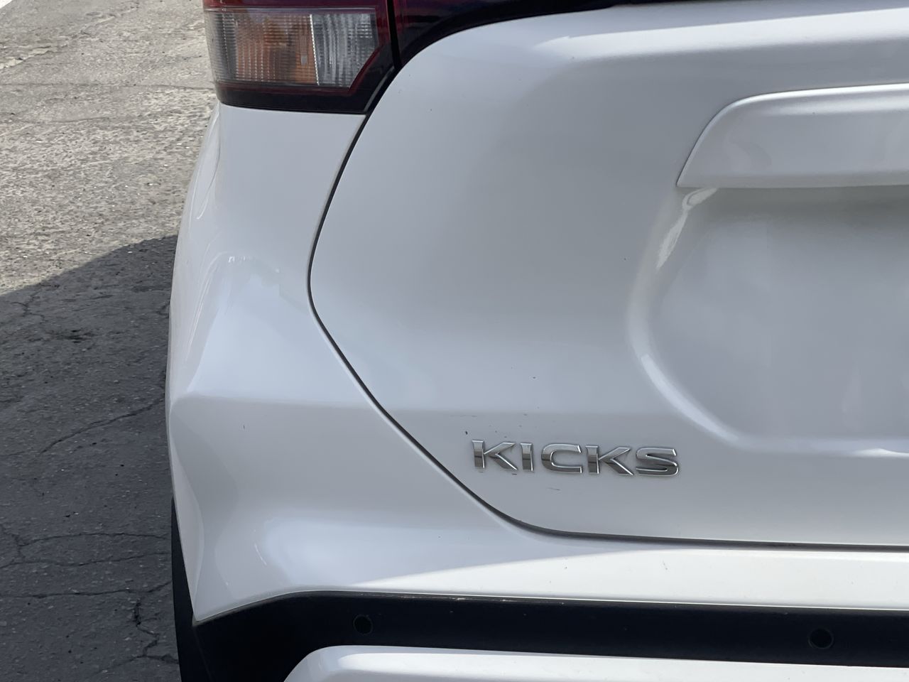 2023 Nissan Kicks S Xtronic CVT