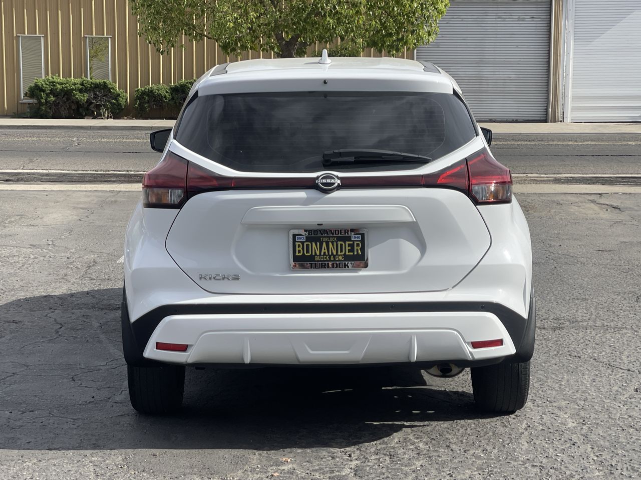 2023 Nissan Kicks S Xtronic CVT
