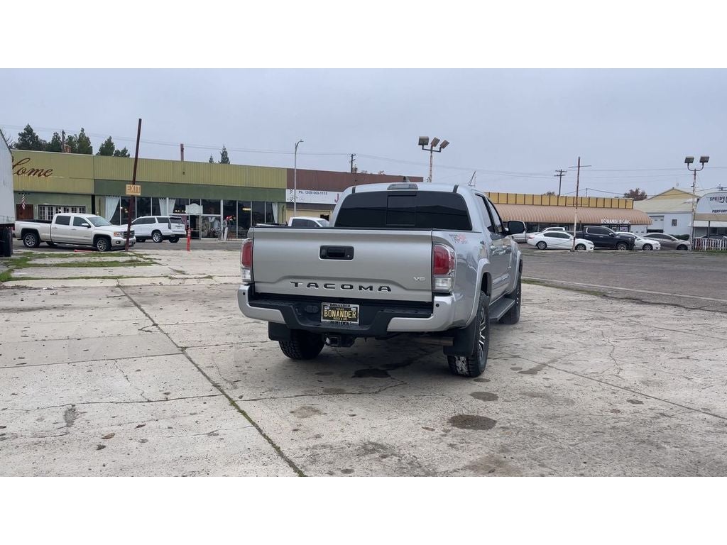 2022 Toyota Tacoma 4WD SR