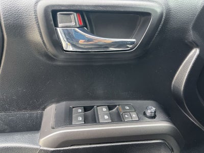 2022 Toyota Tacoma 4WD SR