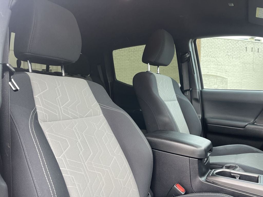 2022 Toyota Tacoma 4WD SR