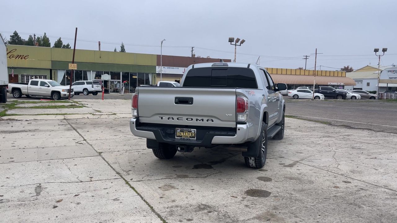 2022 Toyota Tacoma 4WD SR