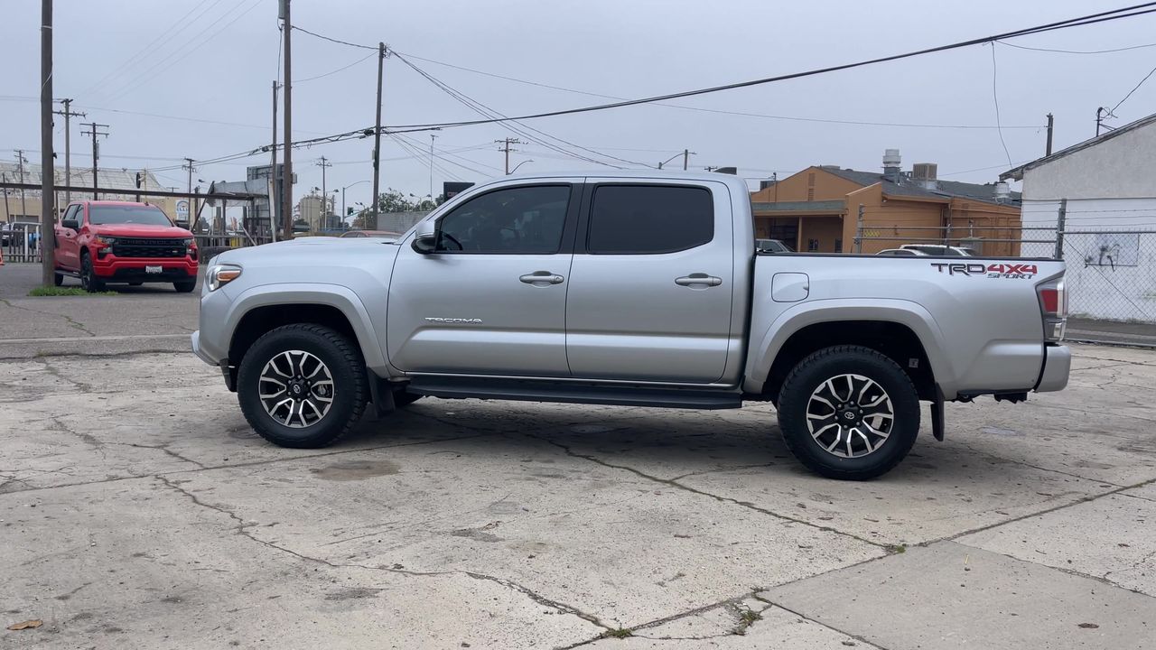 2022 Toyota Tacoma 4WD SR