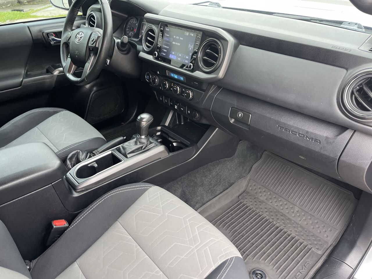 2022 Toyota Tacoma 4WD SR