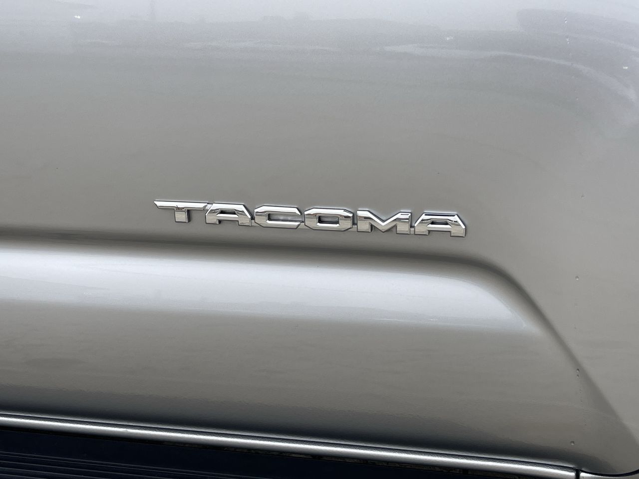2022 Toyota Tacoma 4WD SR