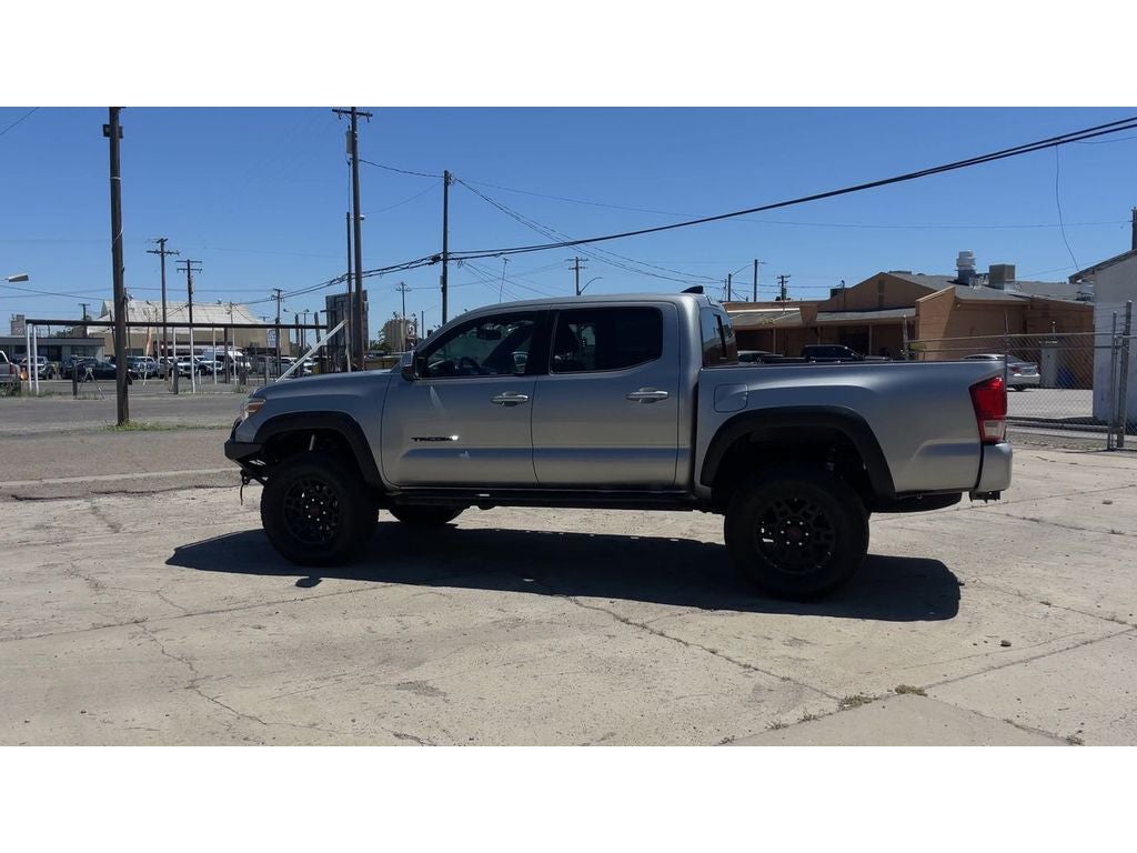 2017 Toyota Tacoma SR5