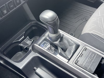 2022 Toyota Tacoma 4WD SR5