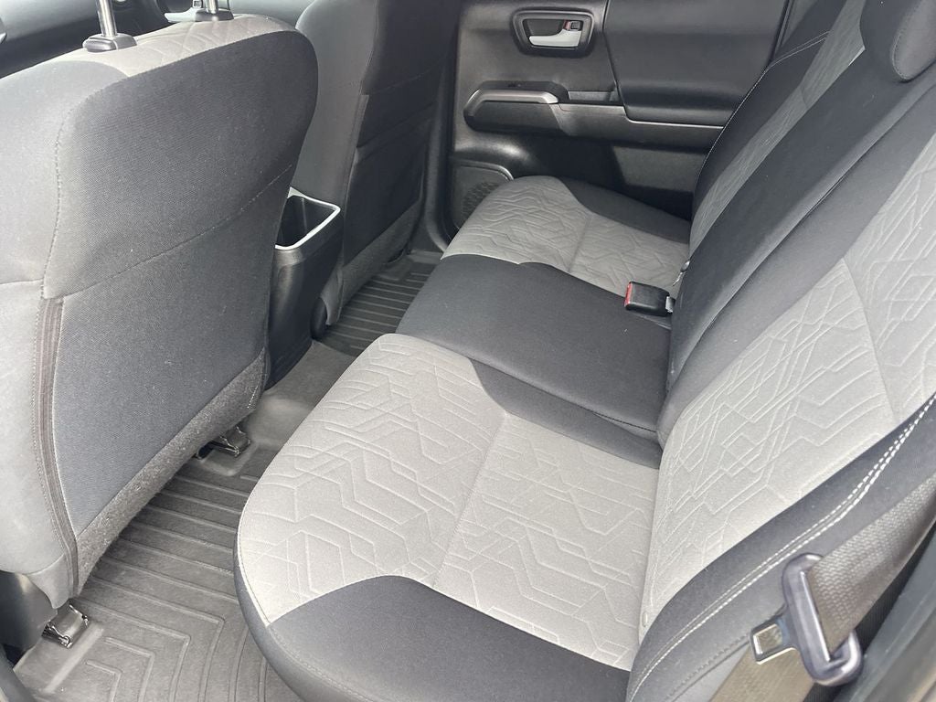 2022 Toyota Tacoma 4WD SR5