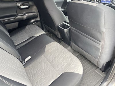 2022 Toyota Tacoma 4WD SR5