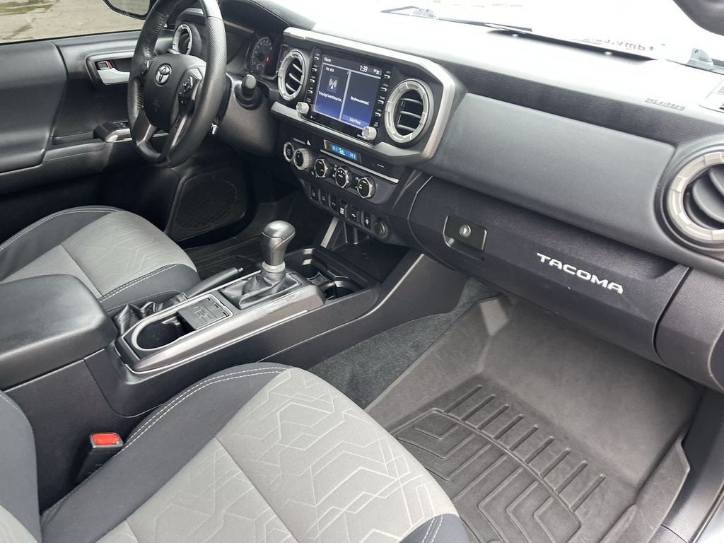 2022 Toyota Tacoma 4WD SR5