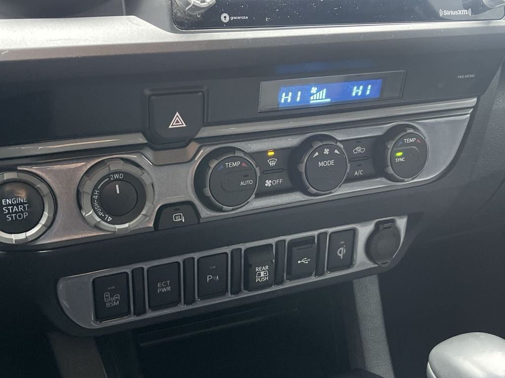 2022 Toyota Tacoma 4WD SR5