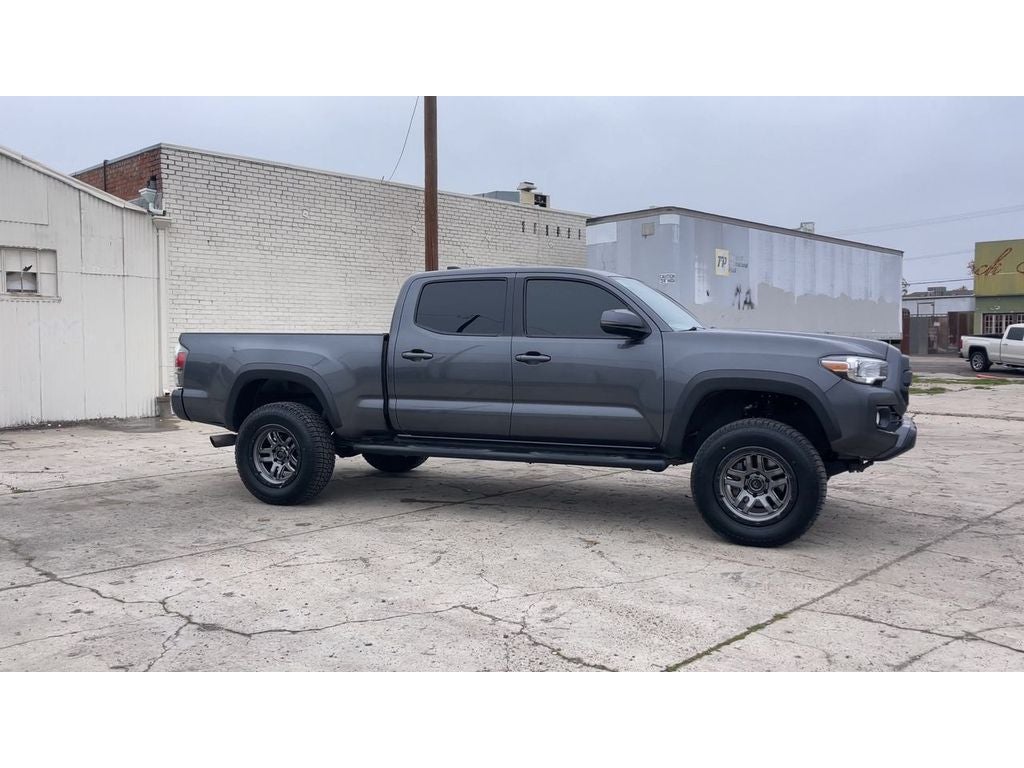 2022 Toyota Tacoma 4WD SR5