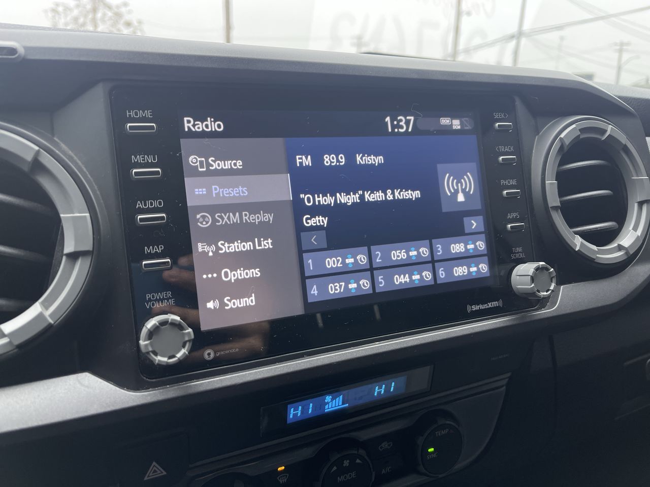 2022 Toyota Tacoma 4WD SR5