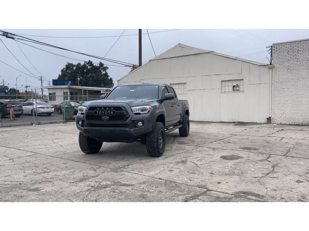 2022 Toyota Tacoma 4WD SR5