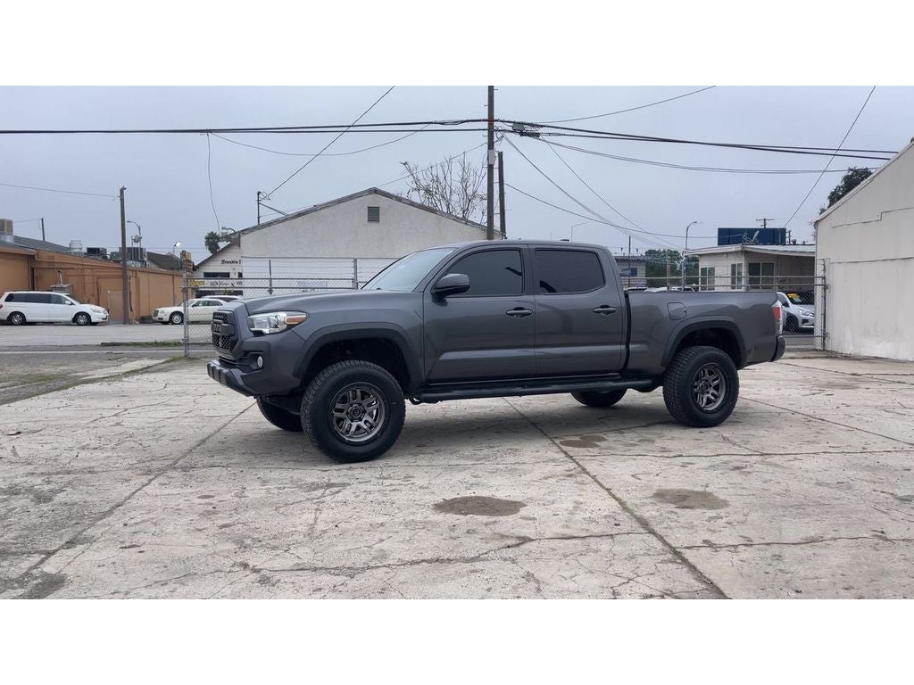 2022 Toyota Tacoma 4WD SR5