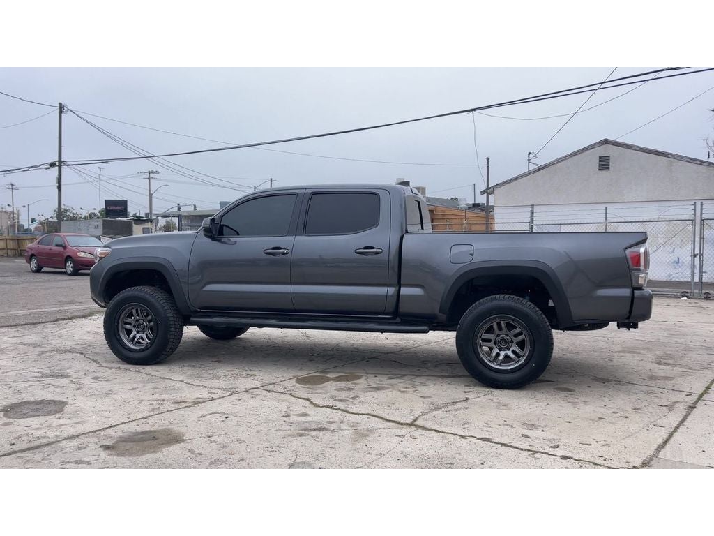 2022 Toyota Tacoma 4WD SR5