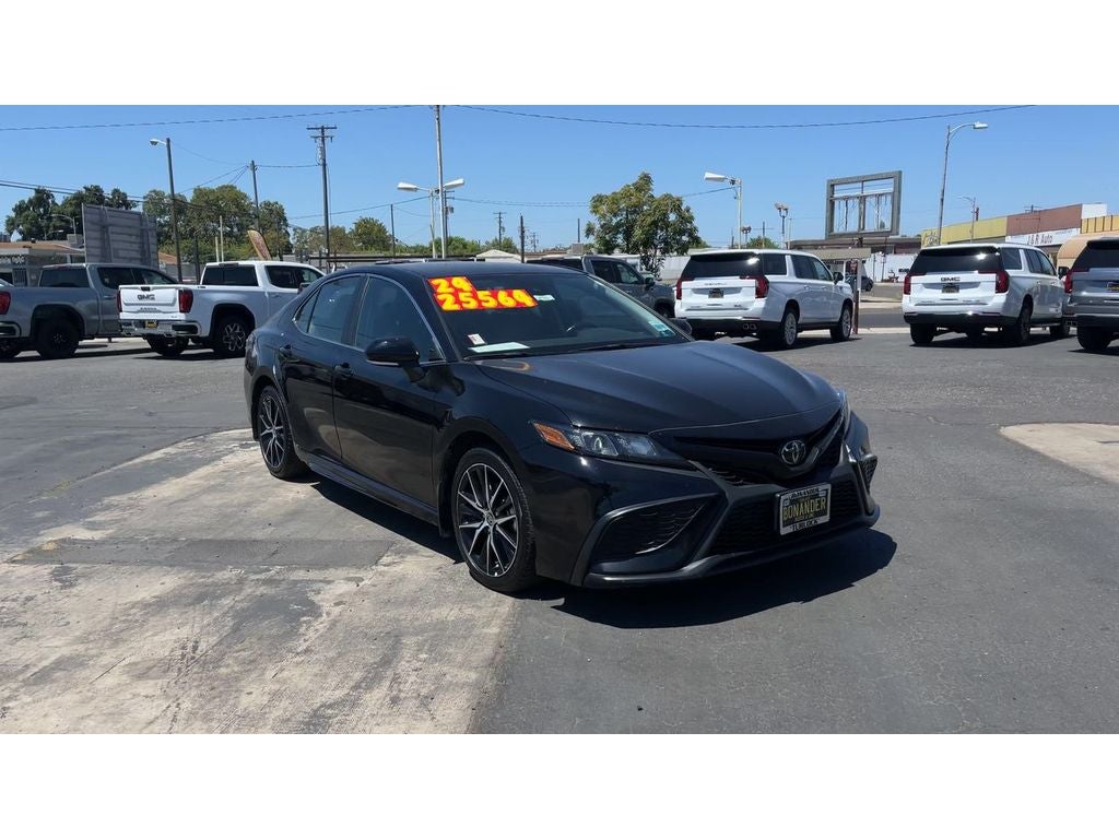 2024 Toyota Camry SE