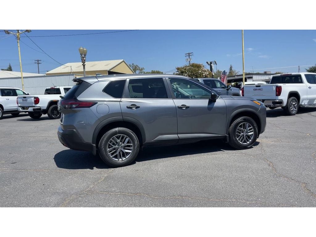 2021 Nissan Rogue S - Photo 3