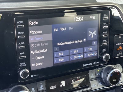 2022 Toyota Highlander Hybrid XLE