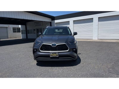 2022 Toyota Highlander Hybrid XLE
