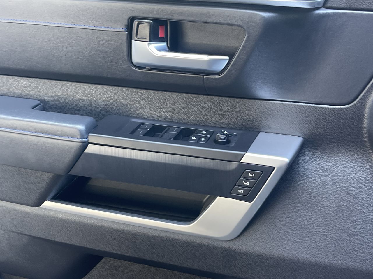 2024 Toyota Tundra Platinum