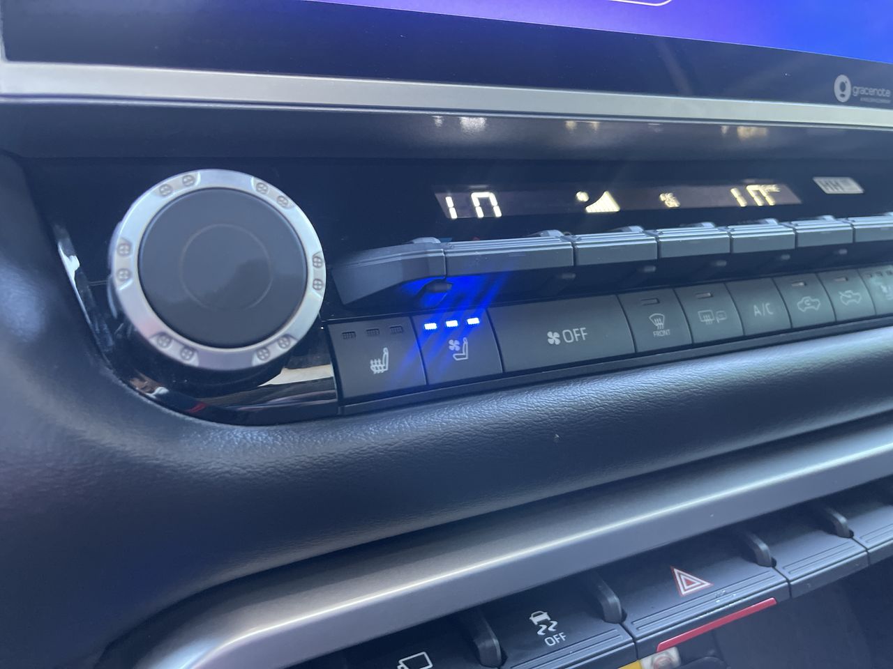 2024 Toyota Tundra Platinum - Photo 40