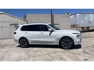 2024 BMW X7 xDrive40i