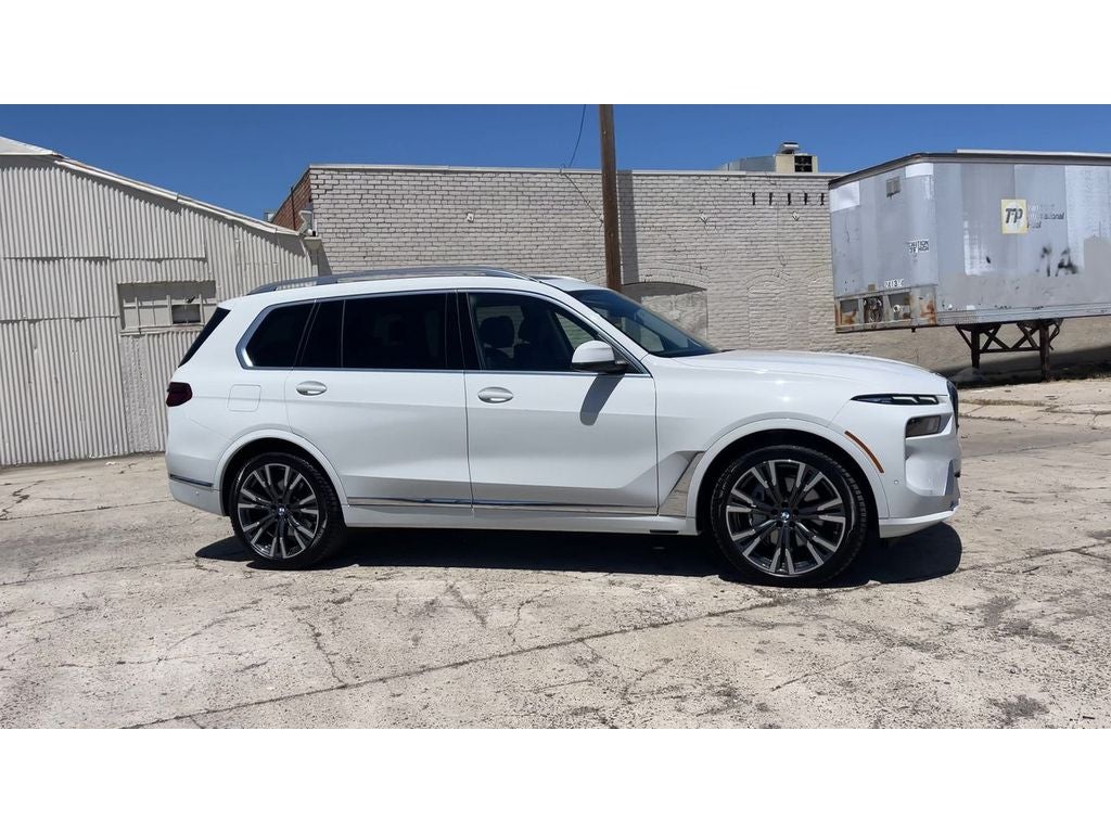 2024 BMW X7 xDrive40i